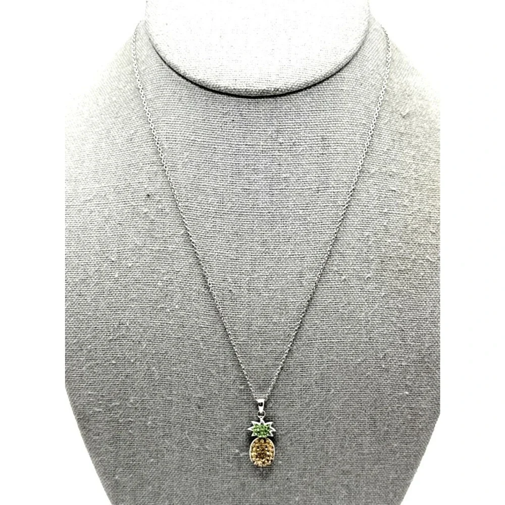 Crystal Rhinestone Pineapple Pendant Necklace Yellow Green Gold Tone 18